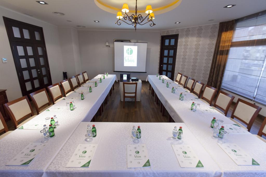 Hotel Srbija Vrsac Esterno foto