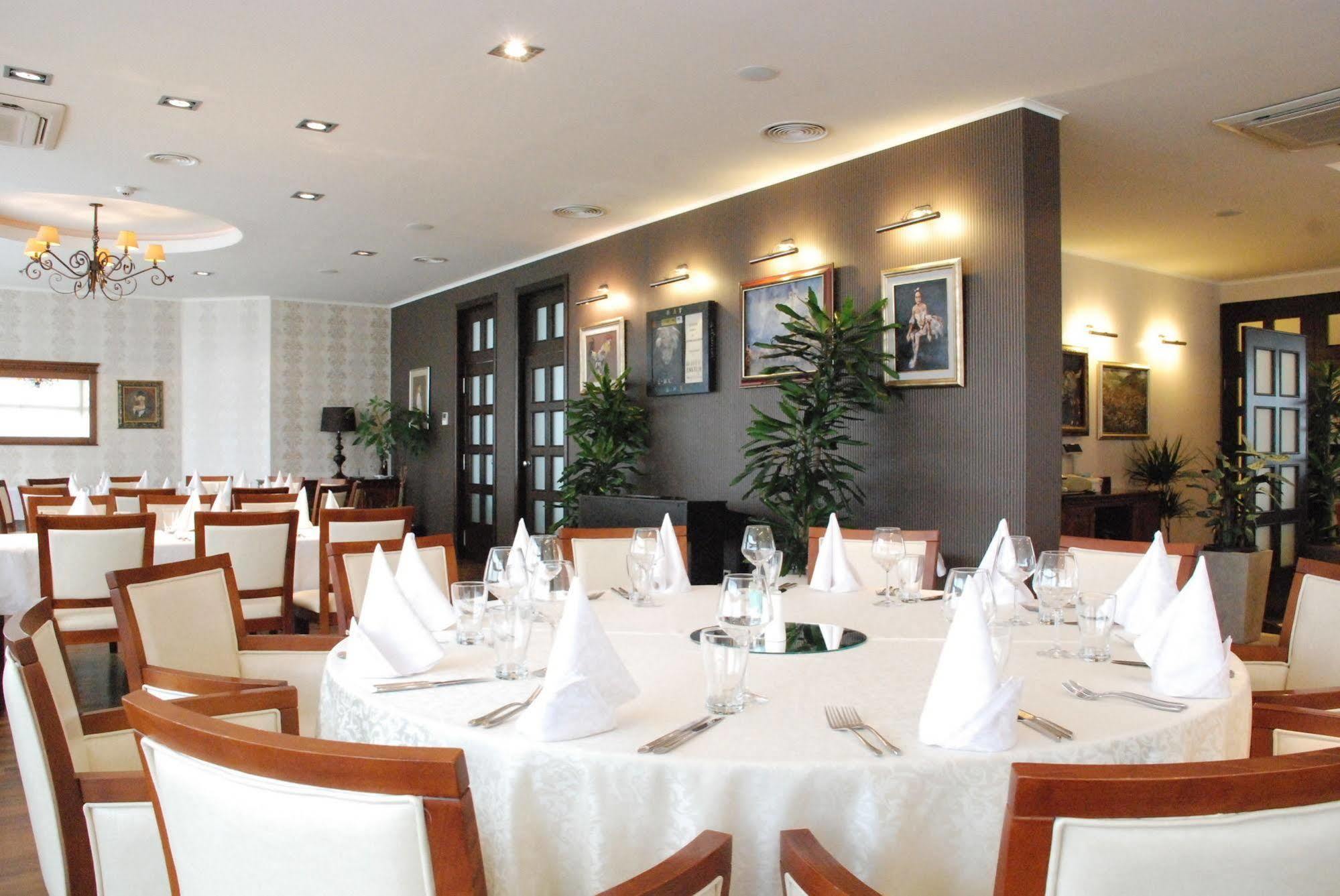 Hotel Srbija Vrsac Esterno foto